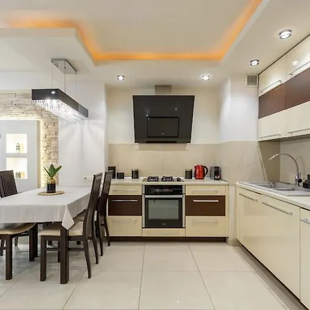 Urban Chic - One Bedroom -luxury - Grzybowska 5 Apartment *