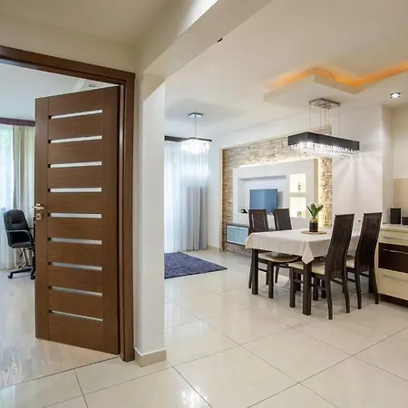 Urban Chic - One Bedroom -luxury - Grzybowska 5 Apartment Warsaw