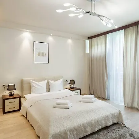 Golden - Location In Center Grzybowska 5-305 Apartmán Varšava