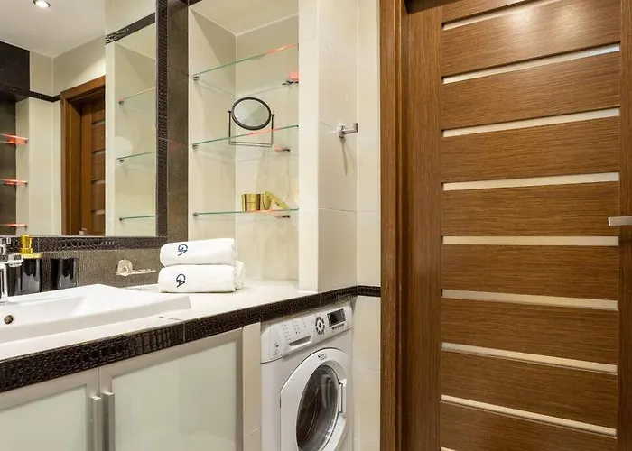 Golden - Location In Center Grzybowska 5-305 Varsó