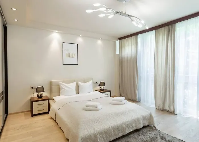 Golden - Location In Center Grzybowska 5-305 Apartman Varsó