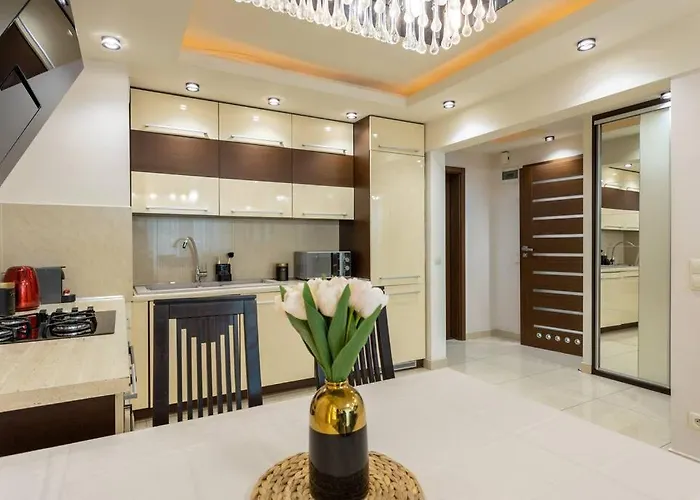 Golden - Location In Center Grzybowska 5-305 Apartman Varsó